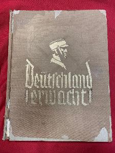 WW2 German Deutschland Erwacht Book 