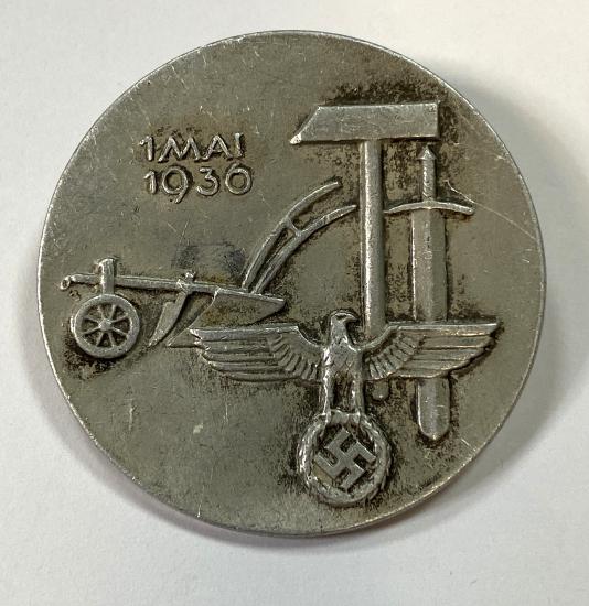 WW2 German 1 Mai 1936 Badge