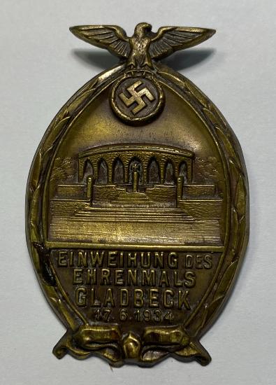 WW2 German Gladbeck Memorial 1934 Badge