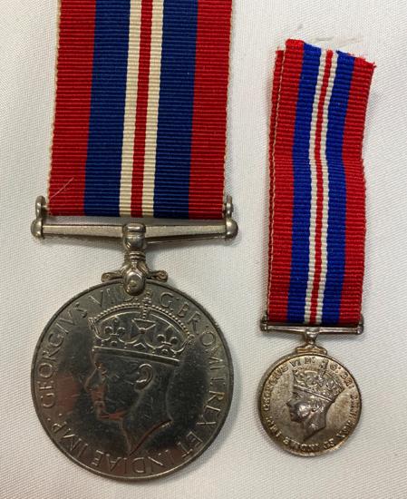 WW2 British War Medal & Miniature