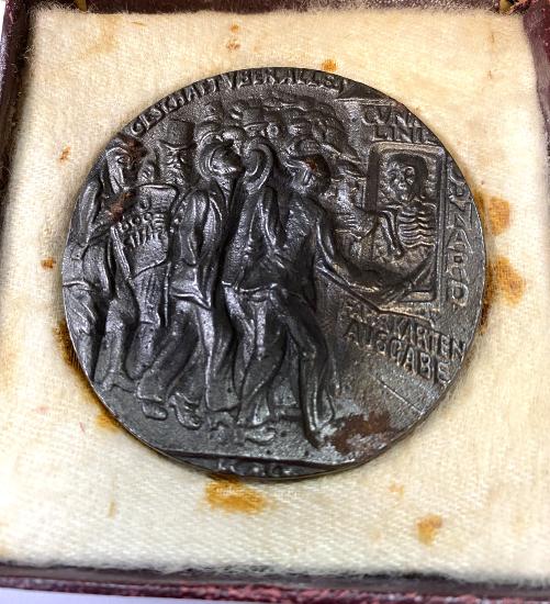 Boxed Lusitania Medal With Document