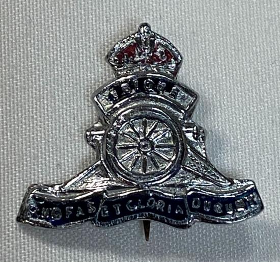 WW2 Royal Artillery Sweetheart Badge