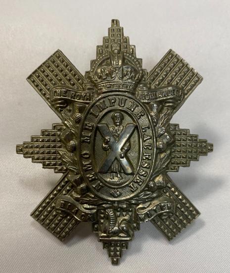WW1 Black Watch Cap Badge 