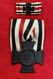 WW1 German Cross Of Honour In Black