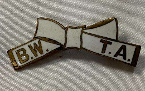 WW1 British Women's Temperance Association Badge