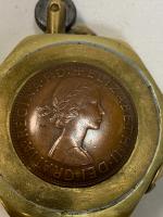 Elizabeth II South Africa 1949 5 Shillings Coin Table Lighter