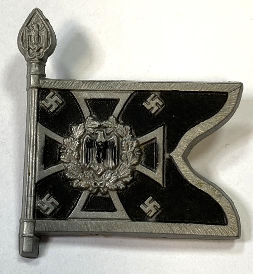 WW2 German WHW Mot Pioniere Flag Standard Donation Badge
