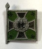 WW2 German WHW Jager Flag Standard Donation Badge
