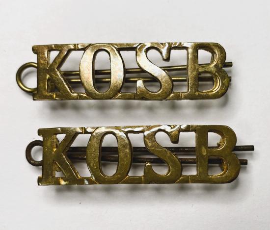 WW1British Kings Own Scottish Borderers Pair Of Shoulder Titles