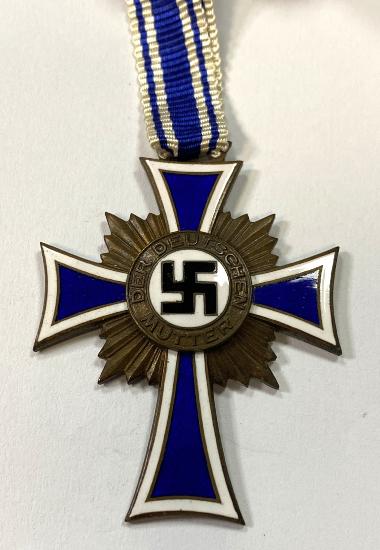 WW2 German Mother's Cross In Bronze